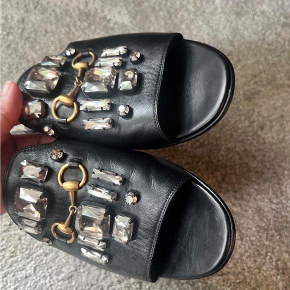 Authentic Gucci leather slide with crystals 432018 - Picture 8 of 15